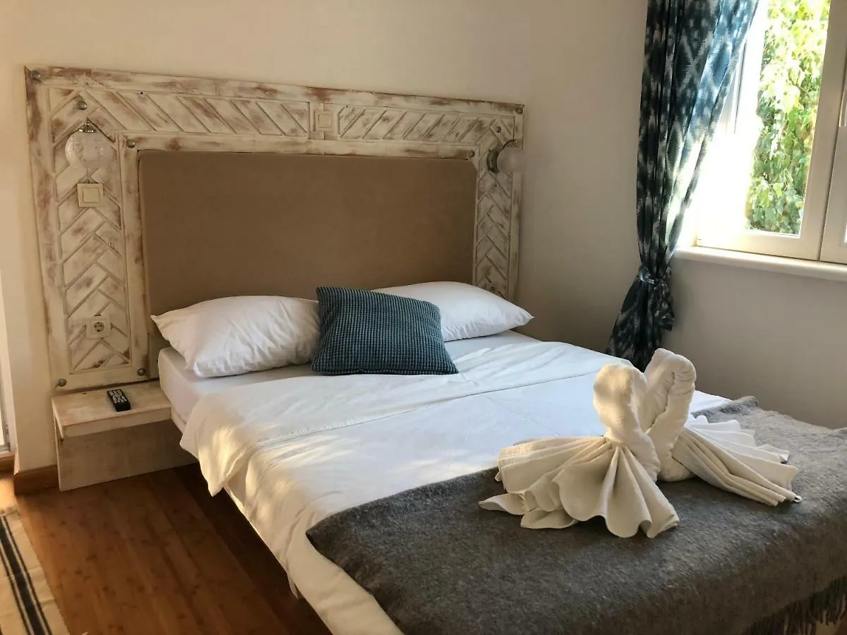 Hotel Mulberry Stone House By Pinch Pakoštane Penzion